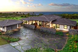 Ke Kai Nui at Kukuiula
