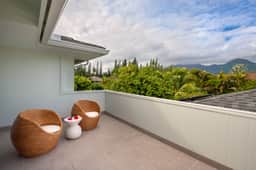 Hihimanu House