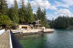 Chuckanut Point Villa