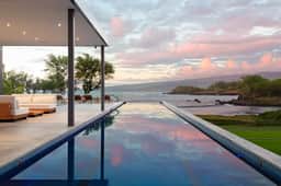 Puako’s Ocean Edge Modern Estate - Image 4