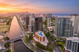 Island View at Waikiki Landmark - Image 2