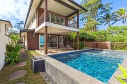 Majestic Mahakea Oceanfront Oasis - Image 4