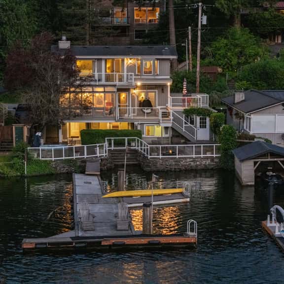 Lake Samish Retreat - Image 1