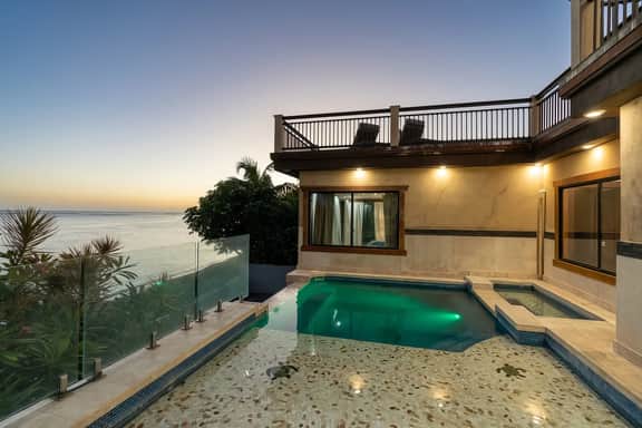 Wailupe Seaside 4 Bedroom