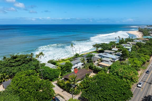 Ehukai Beach Hale - Image 5