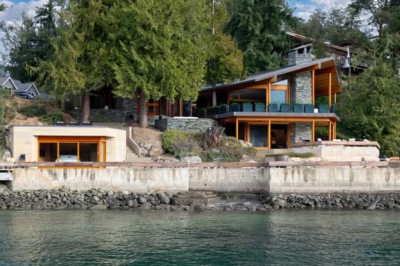 Chuckanut Point Villa